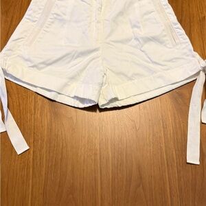 Moncler Beige Cargo Shorts Relaxed Fit